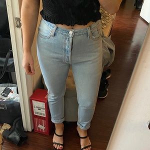 Re/done Levi’s Light Wash Boyfriend Jeans
